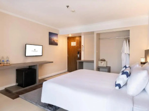 Отель Heeton Concept Pattaya by Compass Hospitality