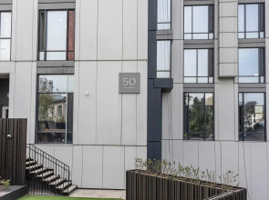 Квартира Красивая студия на Фастовской 4