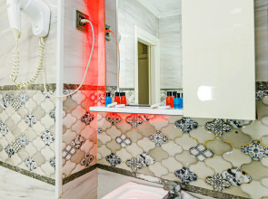 Отель Maris Baku