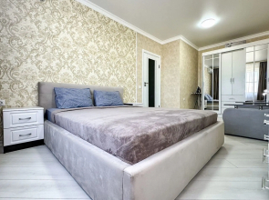 Na Ulitse Nadezhdy 5 Flat
