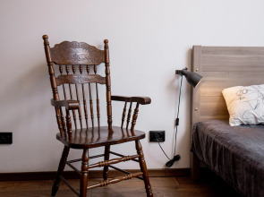 Апартаменты 2-х комнатные в Тихом Центре в стиле Старый Питер