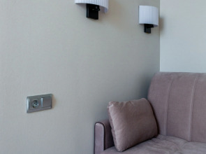 Апартаменты около площади Восстания