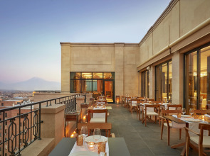 The Alexander, a Luxury Collection Hotel