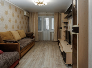 Квартира Уютные Апартаменты в Хорошем Районе