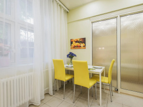 Квартира GM Apartments Стильная Трехкомнатная в центре рядом с МХАТ