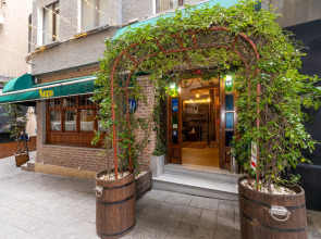 Отель Double DD