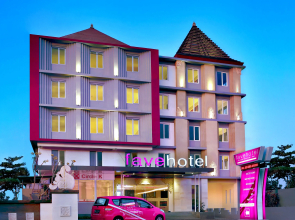 Favehotel Sunset Seminyak Hotel