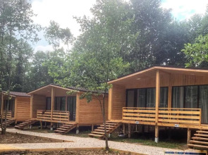 Отель Garuda Beach Village