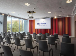 Отель Novotel Almaty City Center