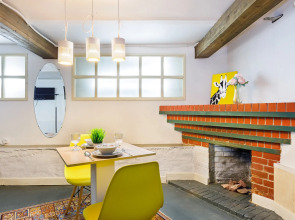 Апартаменты Roomstay с камином