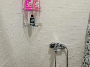 Апартаменты Возле Аэропорта Кольцово и Мини Студии Маяк