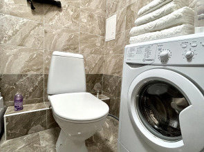 Апартаменты FSF Двухкомнатные (24 этаж) с Кофемашиной и Массажером