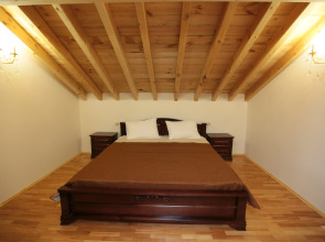 Отель Киараз Арена