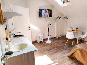 Ekodomik Lobnya (Svetlaya street)