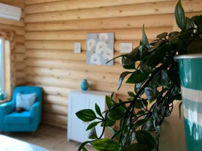 Дом с Бассейном