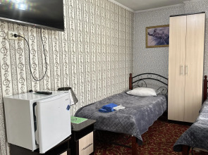 Отель Лотос