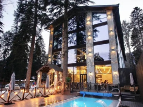 Tash Maral Hotel