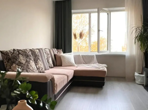 Квартира на Рихарда Зорге 42