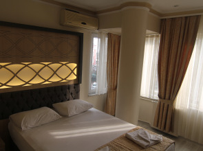 Отель Grand Liza