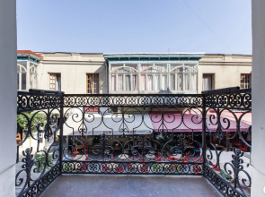 Апартаменты Apartment in the heart of old Tbilisi