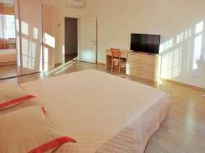 Апартаменты Орхидея-Парк 1