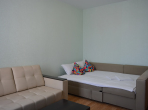 Na Staronikitskoy 90 Apartments