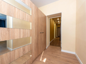 Апартаменты Яр-сутки на Октября 23