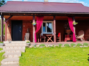 Usadba Derevenskij Raj Guest House