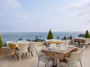 Отель Aren Suites