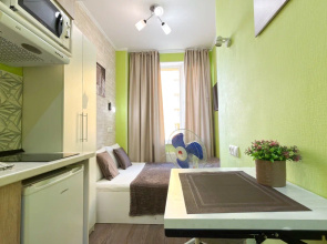 U Metro Filatov Lug fl1 Apartments