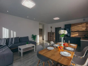 Na Beregu Morya Private house
