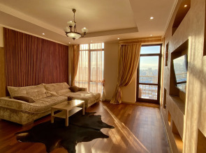 Апартаменты 2-к Элитные апартаменты с видом на Кремль