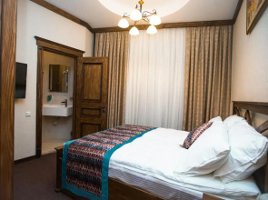 Maajid Hotel & Restaurant