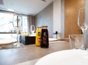 Апартаменты Lalapart Future House смарт-пространство с дизайнерской отделкой в ЖК Лайнер