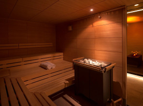 Doubletree By Hilton Yerevan (by Travel Agency)