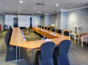 Отель Novel City Center