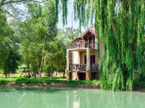 Eko Bazel Private house