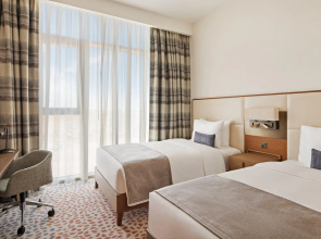 Staybridge Suites Dubai al-Maktoum Airport, an IHG Hotel