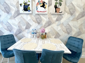 Квартира бирюзовая