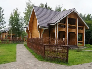 Na Ozere Private House 1