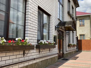 Nadezhda Apartments