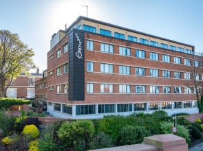 Apartment hotel Roomzzz Chester City