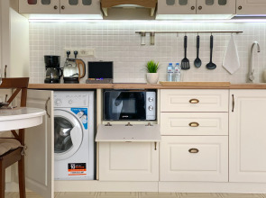 Апартаменты ЖК Романов с балконом и красивым видом