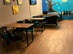 Хостел Moon Sky 24/7