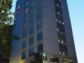 Best Western Plus Maple Leaf Hotel