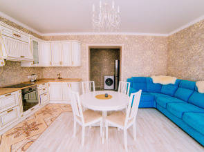 Апартаменты у Театра оперы и Балета