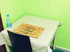 Хостел Гости