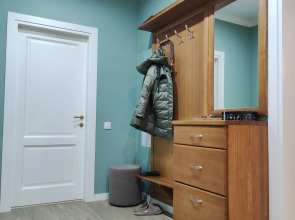 Квартира Яркая, Уютная