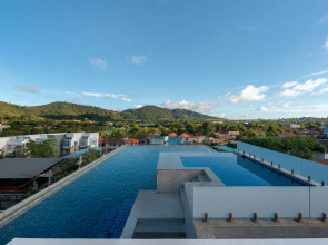 Relife Kai 2 min to Nai Harn Beach Apartments