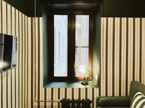 Квартира в тихом дворе с раздельными комнатами и с сауной на Невском